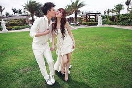 目前的明星情侣,星光熠熠的爱情瞬间