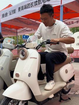 天门电动车网红店,潮流聚集地，骑行新风尚