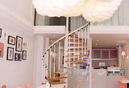 特别网红店装修风格,揭秘特别网红店独树一帜的装修风格