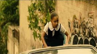 吃瓜女生挽留男生视频,女生深情挽留，男生心路历程引热议